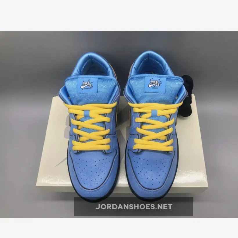 The Powerpuff Girls x Nike SB Dunk Low 'Bubbles' Blue Chill | girls dunks The Powerpuff Girls x Nike SB Dunk Low 'Bubbles' Blue Chill | girls dunks