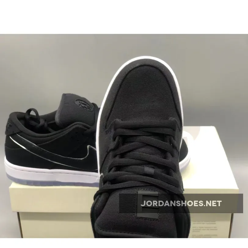 Online Sale Eminem X Carhartt X Nike SB Dunk Black Ice Online Sale Eminem X Carhartt X Nike SB Dunk Black Ice