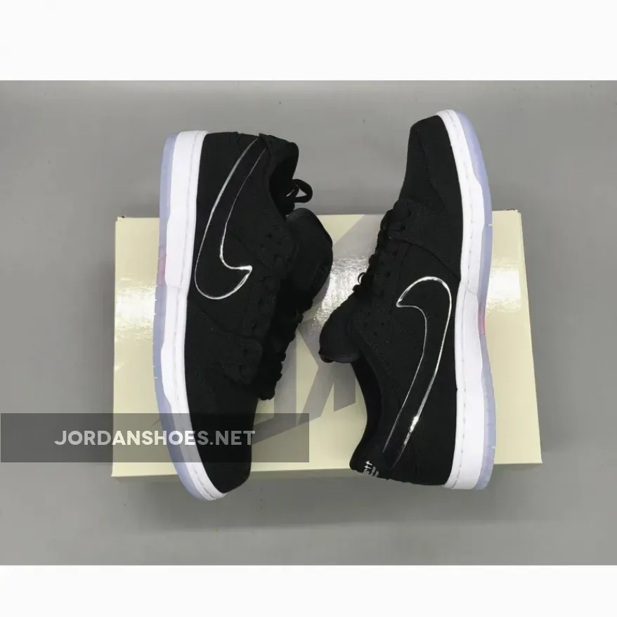 Online Sale Eminem X Carhartt X Nike SB Dunk Black Ice Online Sale Eminem X Carhartt X Nike SB Dunk Black Ice