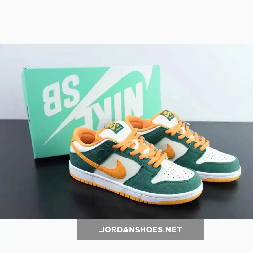 Nike SB Dunk Low Legion Pine/Flat Opal-Kumquat 304292-383