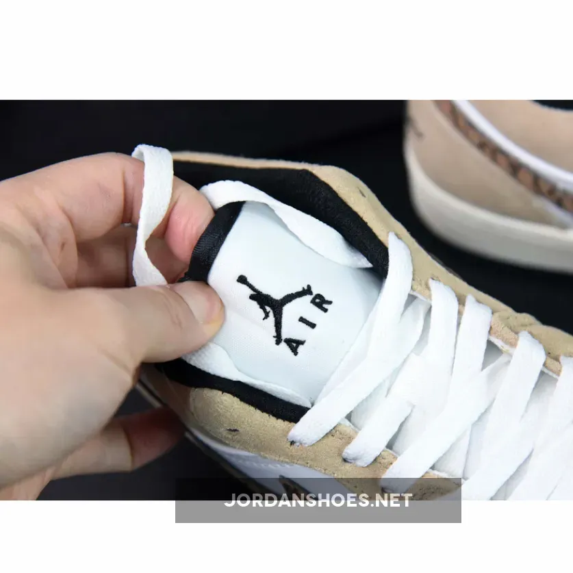 Air Jordan 1 Low 'Brown Elephant' Hemp/Metallic Gold-White-Tan-Black #Jordan 1 Low Elephant DZ4130-201