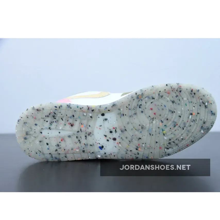 Pink And White Air Jordan 1 Low / Air Jordan 1 Low GS Recycled White/Tan-Pink