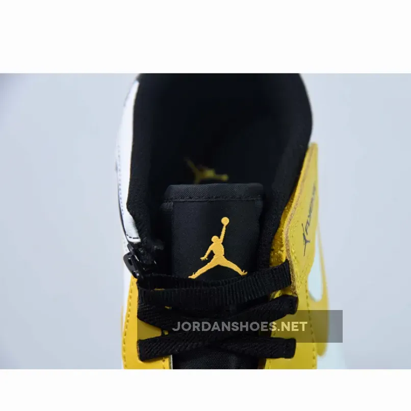 Air Jordan 1 Low FlyEase 'Taxi' White/Black-University Gold, Jordan 1 Taxi Goat DM1206-107