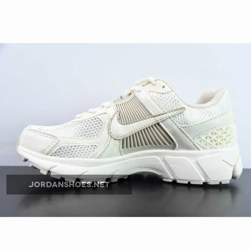 Nike Zoom Vomero 5 Tan Sail | brown vomero 5 FQ6868-111 Nike Zoom Vomero 5 Tan Sail | brown vomero 5 FQ6868-111