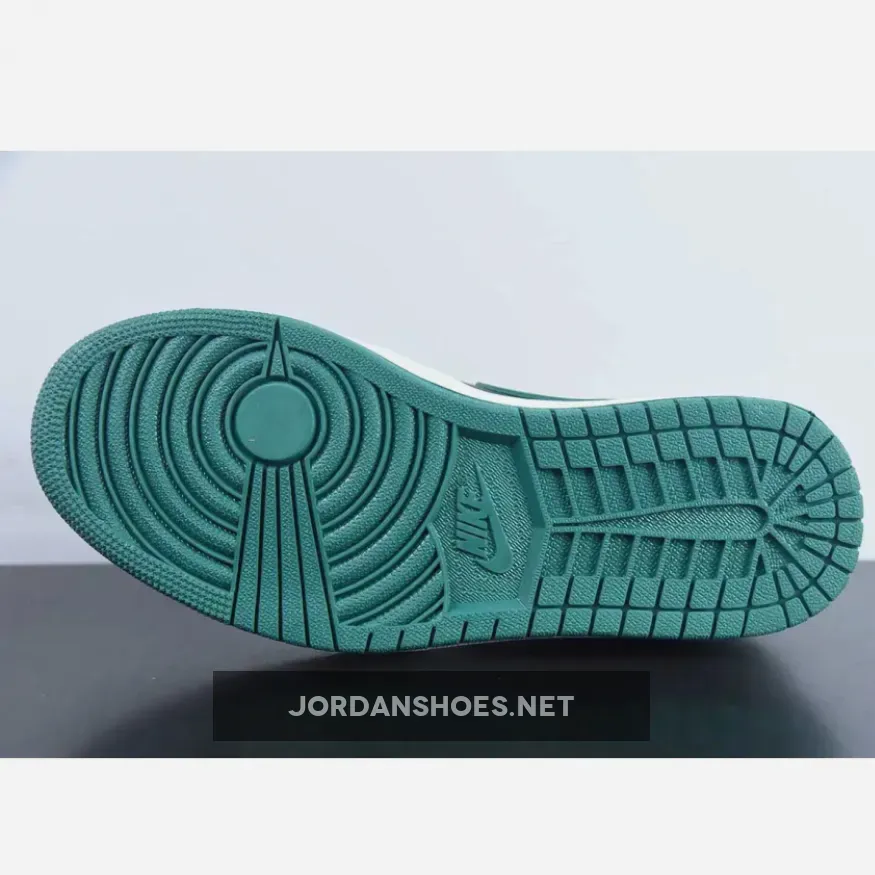 Air Jordan 1 Low OG Black/Gorge Green CZ0775-036 Restock Air Jordan 1 Low OG Black/Gorge Green CZ0775-036 Restock