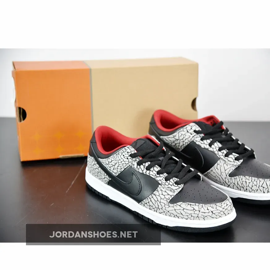 Supreme x Nike Dunk Low Pro SB "Black Cement" | cement dunks