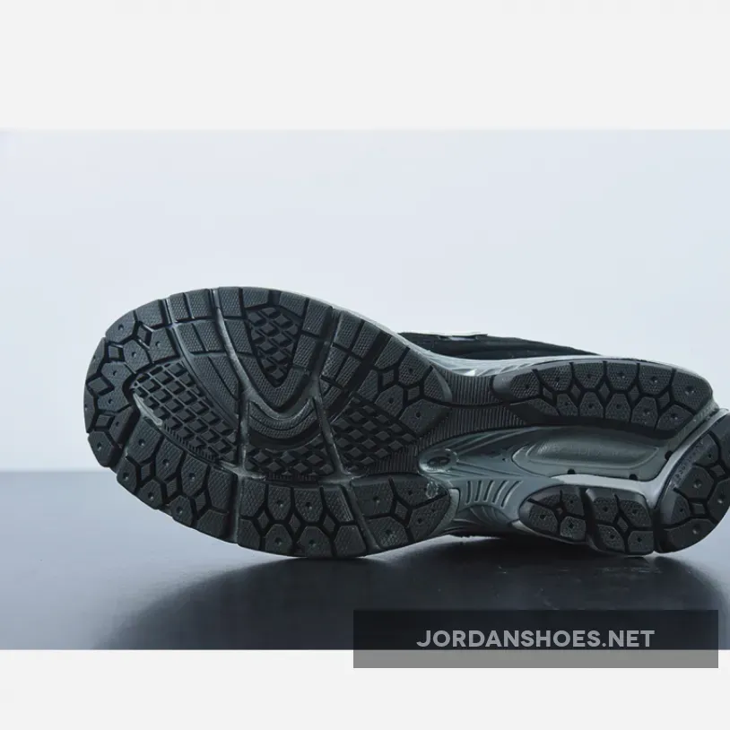 New Balance 2002R Phantom Black #New Balance 2002r Dark Grey Black M2002RR1