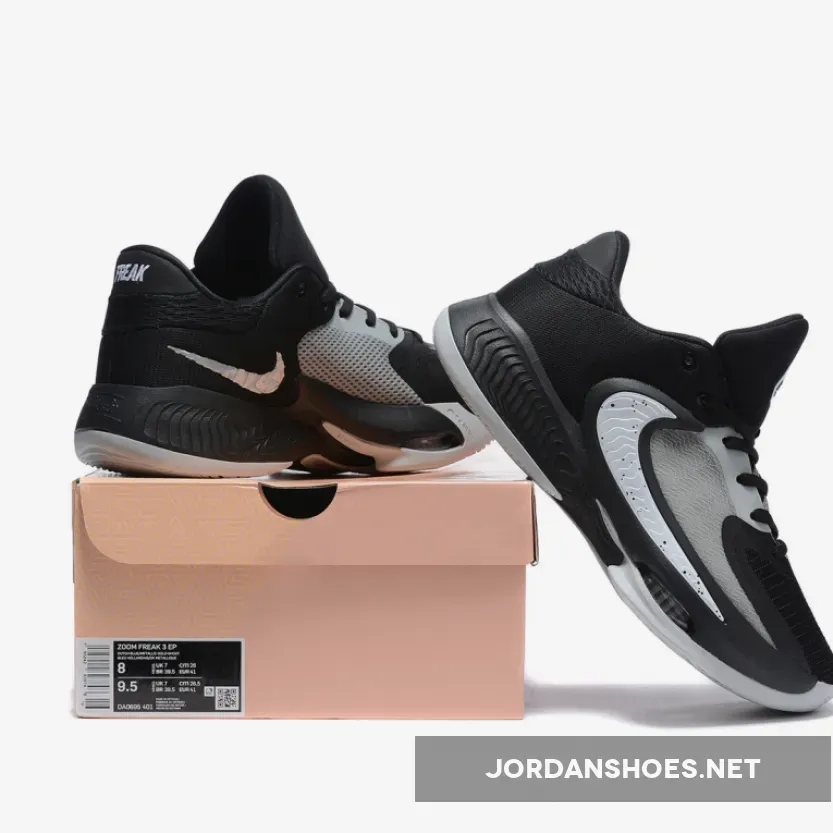 Nike Zoom Freak 4 Black/White/Light Smoke Grey | FREAK 4 REVIEW Nike Zoom Freak 4 Black/White/Light Smoke Grey | FREAK 4 REVIEW