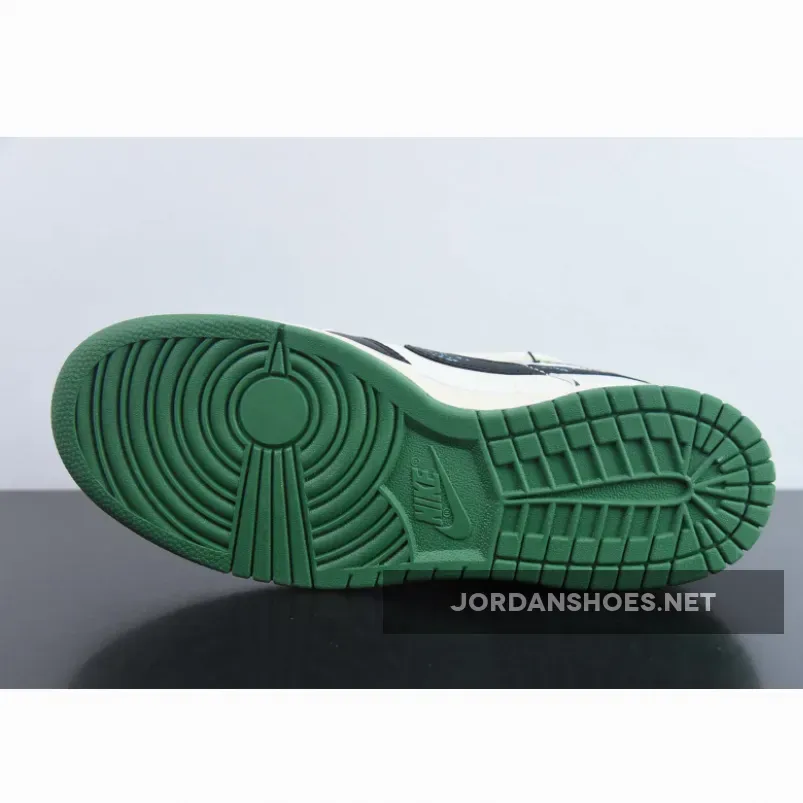 Nike Dunk Low Custom ‘Hold Me Tight’ White Black Green Orange Nike Dunk Low Custom ‘Hold Me Tight’ White Black Green Orange