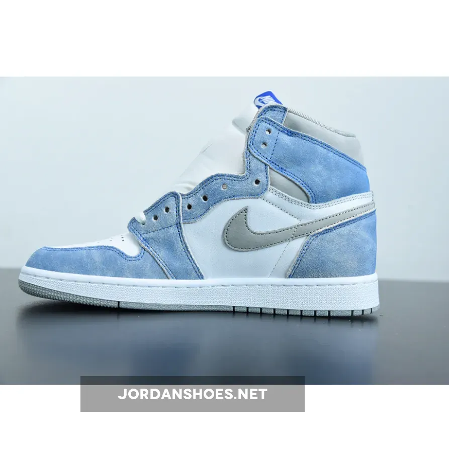 Air Jordan 1 Retro High OG Hyper Royal/Light Smoke Grey-White Air Jordan 1 Retro High OG Hyper Royal/Light Smoke Grey-White