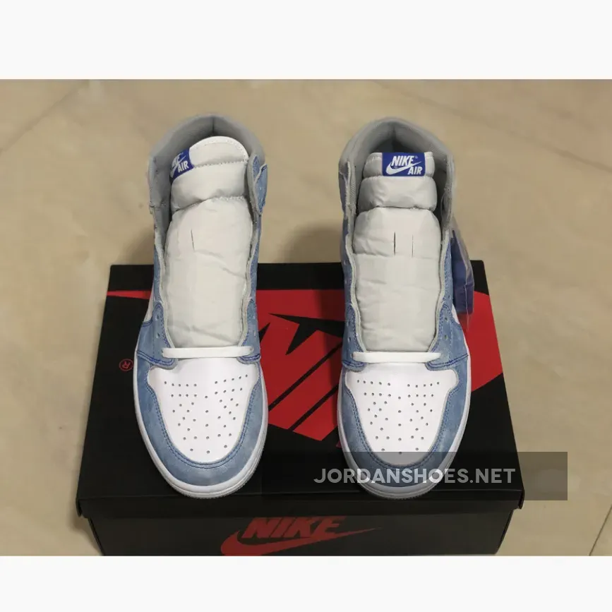 Air Jordan 1 Retro High OG Hyper Royal/Light Smoke Grey-White Air Jordan 1 Retro High OG Hyper Royal/Light Smoke Grey-White