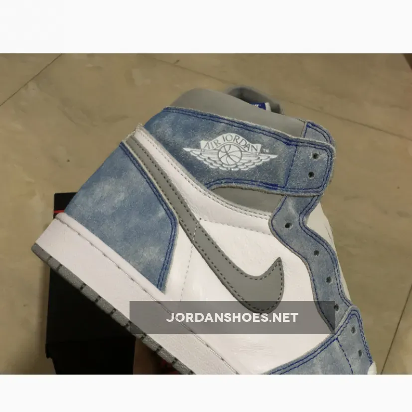 Air Jordan 1 Retro High OG Hyper Royal/Light Smoke Grey-White Air Jordan 1 Retro High OG Hyper Royal/Light Smoke Grey-White