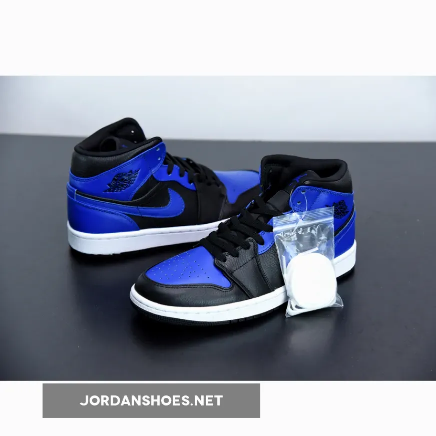 New Releases Jordan 1 Mid Hyper Royal Blue Mids 554724-077 New Releases Jordan 1 Mid Hyper Royal Blue Mids 554724-077