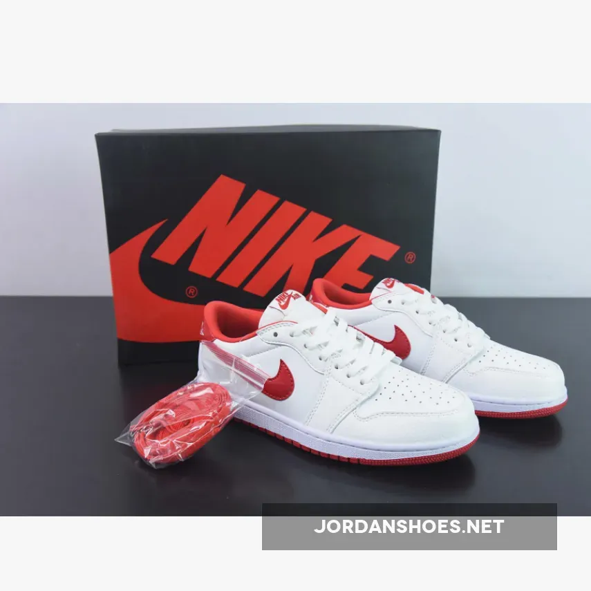 Air Jordan 1 Low White/University Red Jordan Release 2023 July CZ0790-161