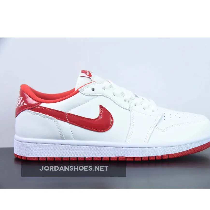 Air Jordan 1 Low White/University Red Jordan Release 2023 July CZ0790-161