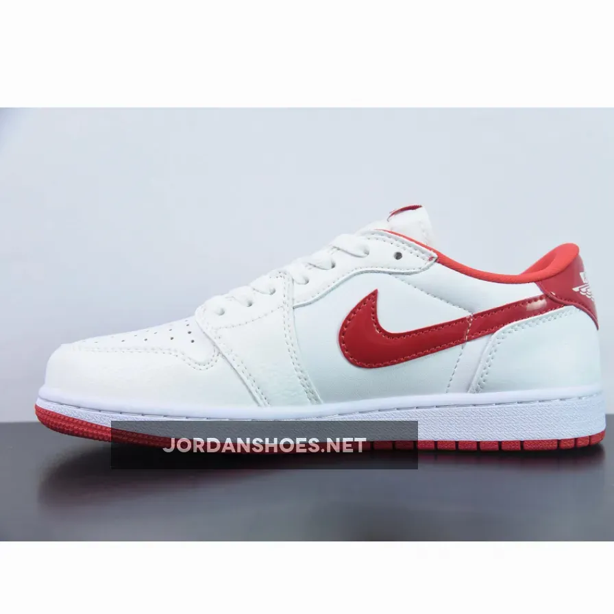 Air Jordan 1 Low White/University Red Jordan Release 2023 July CZ0790-161