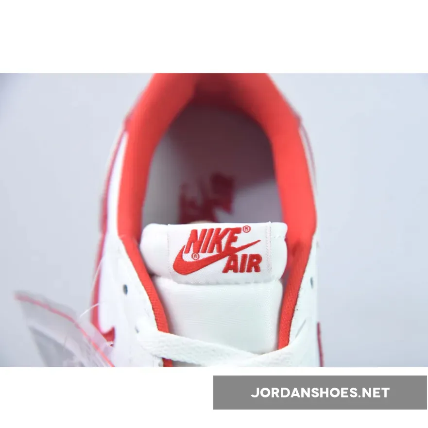 Air Jordan 1 Low White/University Red Jordan Release 2023 July CZ0790-161