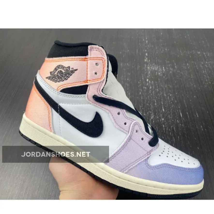 Air Jordan 1 High OG "Skyline" Vivid Orange/Black-Iced Lilac Air Jordan 1 High OG "Skyline" Vivid Orange/Black-Iced Lilac