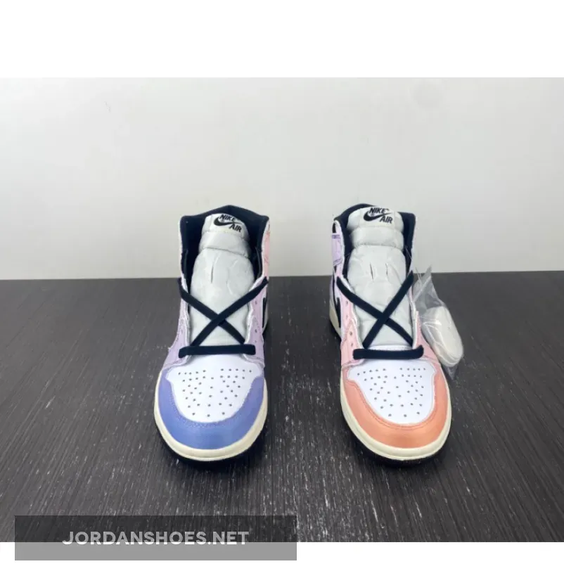 Air Jordan 1 High OG "Skyline" Vivid Orange/Black-Iced Lilac Air Jordan 1 High OG "Skyline" Vivid Orange/Black-Iced Lilac