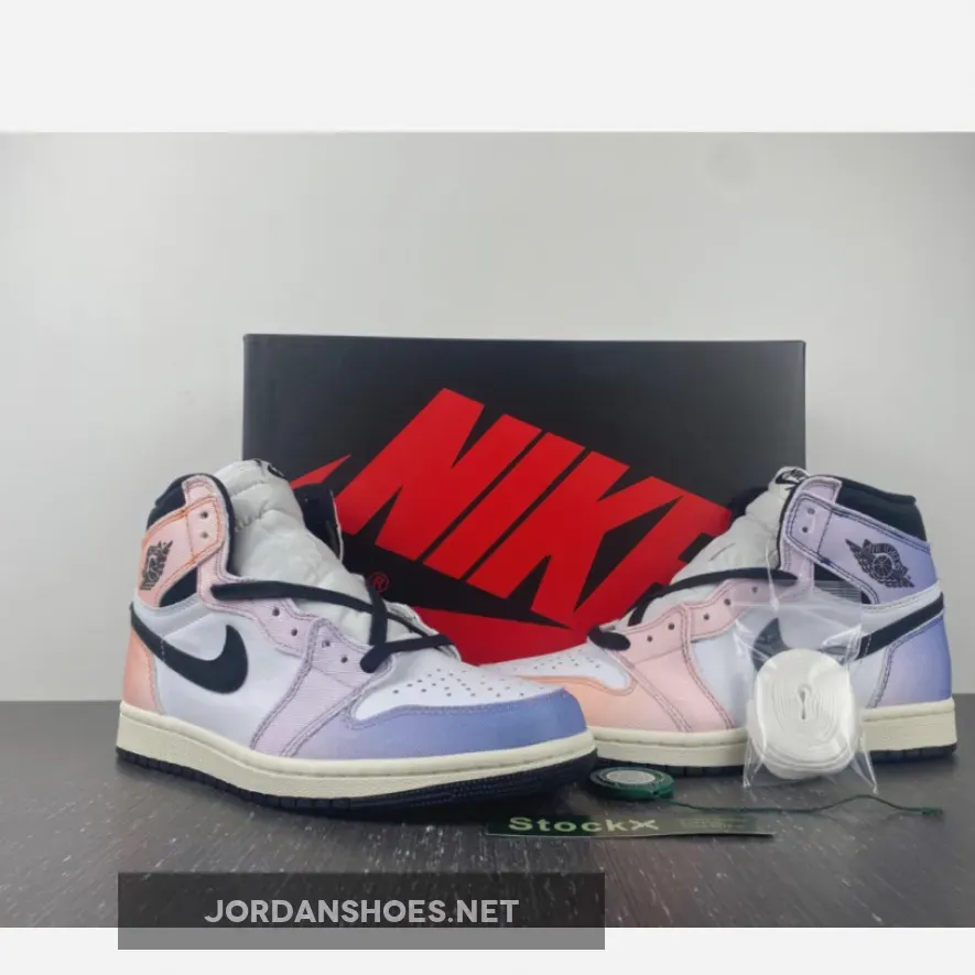 Air Jordan 1 High OG "Skyline" Vivid Orange/Black-Iced Lilac Air Jordan 1 High OG "Skyline" Vivid Orange/Black-Iced Lilac