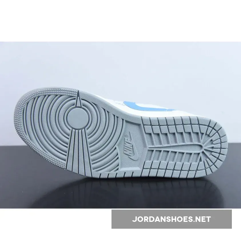 Air Jordan 1 Low "Born To Fly" Sail/University Blue Air Jordan 1 Low "Born To Fly" Sail/University Blue