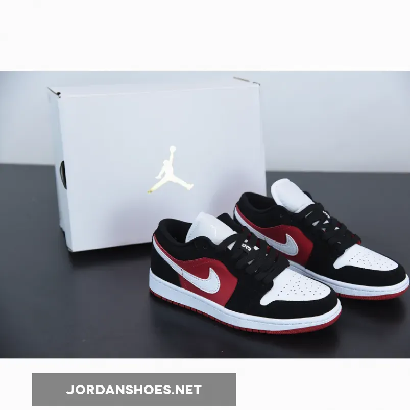 Air Jordan 1 Low ‘Chicago’ Black White Gym Red Air Jordan 1 Low ‘Chicago’ Black White Gym Red