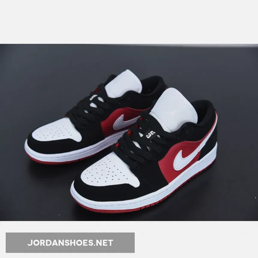 Air Jordan 1 Low ‘Chicago’ Black White Gym Red Air Jordan 1 Low ‘Chicago’ Black White Gym Red