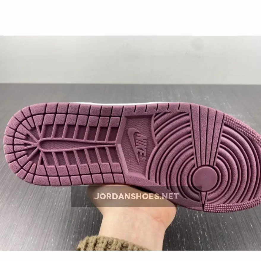 Air Jordan 1 Low "International Women’s Day 2023" Air Jordan 1 Low "International Women’s Day 2023"