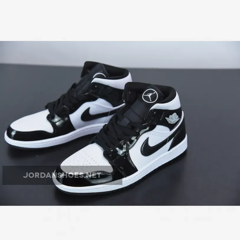 Air Jordan 1 Mid "All-Star" Black/White Restock Air Jordan 1 Mid "All-Star" Black/White Restock
