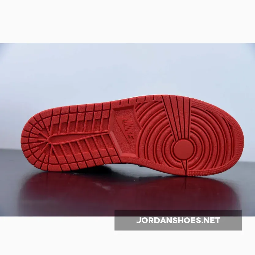Air Jordan 1 Mid "Alternate Bred" Black/Fire Red-White Air Jordan 1 Mid "Alternate Bred" Black/Fire Red-White