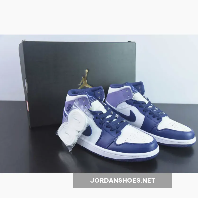 Air Jordan 1 Mid Blueberry