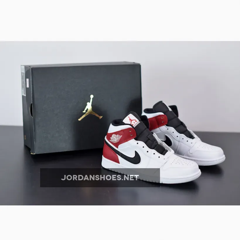 Air Jordan 1 Mid "Chicago" White/Red-Black
