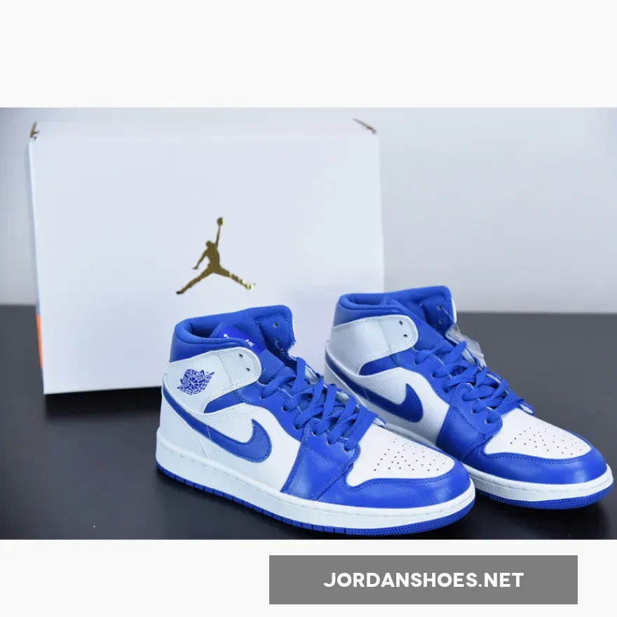 Air Jordan 1 Mid ‘Hyper Royal’