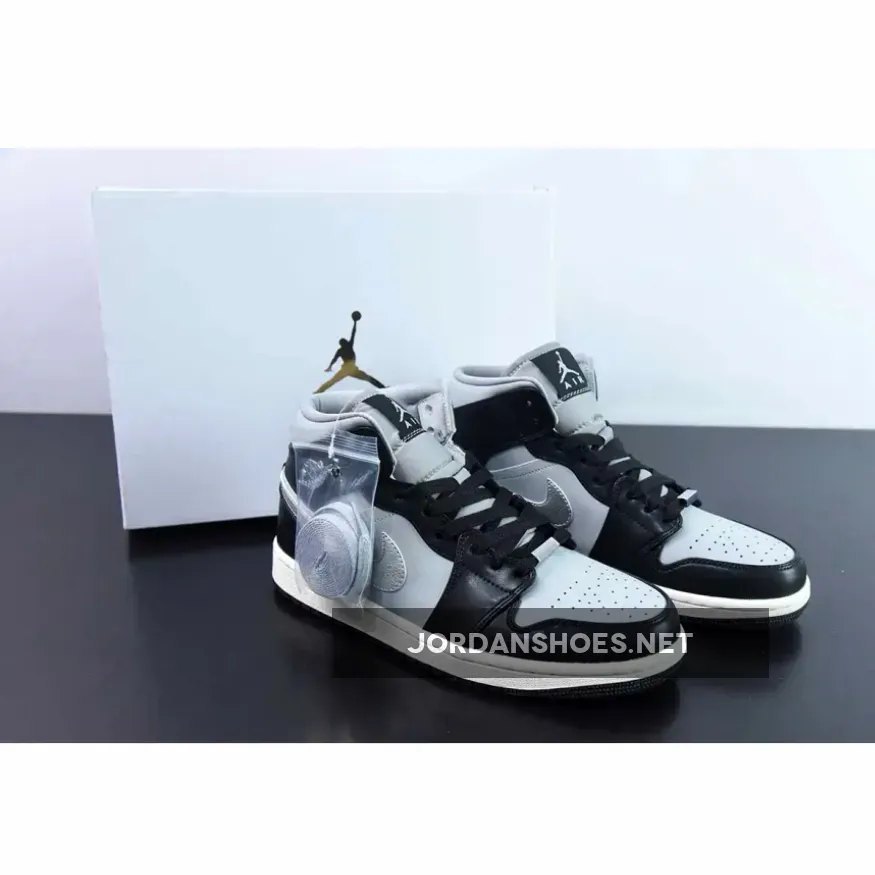 Air Jordan 1 Mid SE "Black Chrome"