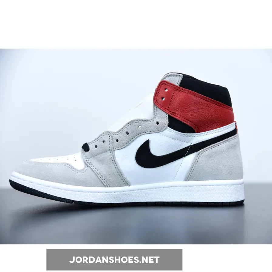 Air Jordan 1 Retro High Og White/Black/Light Smoke Grey/Varsity Red AJ1 Air Jordan 1 Retro High Og White/Black/Light Smoke Grey/Varsity Red AJ1