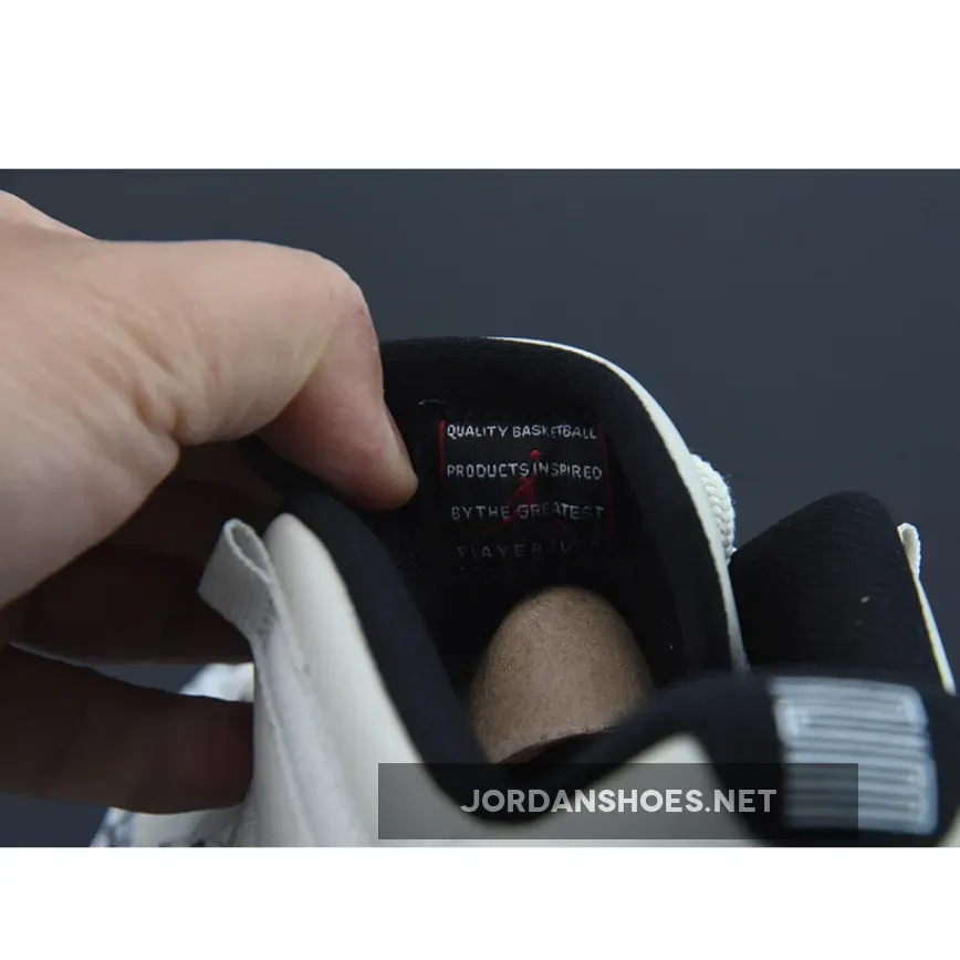 Air Jordan 11 Retro Low "Snake Light Bone" Air Jordan 11 Retro Low "Snake Light Bone"