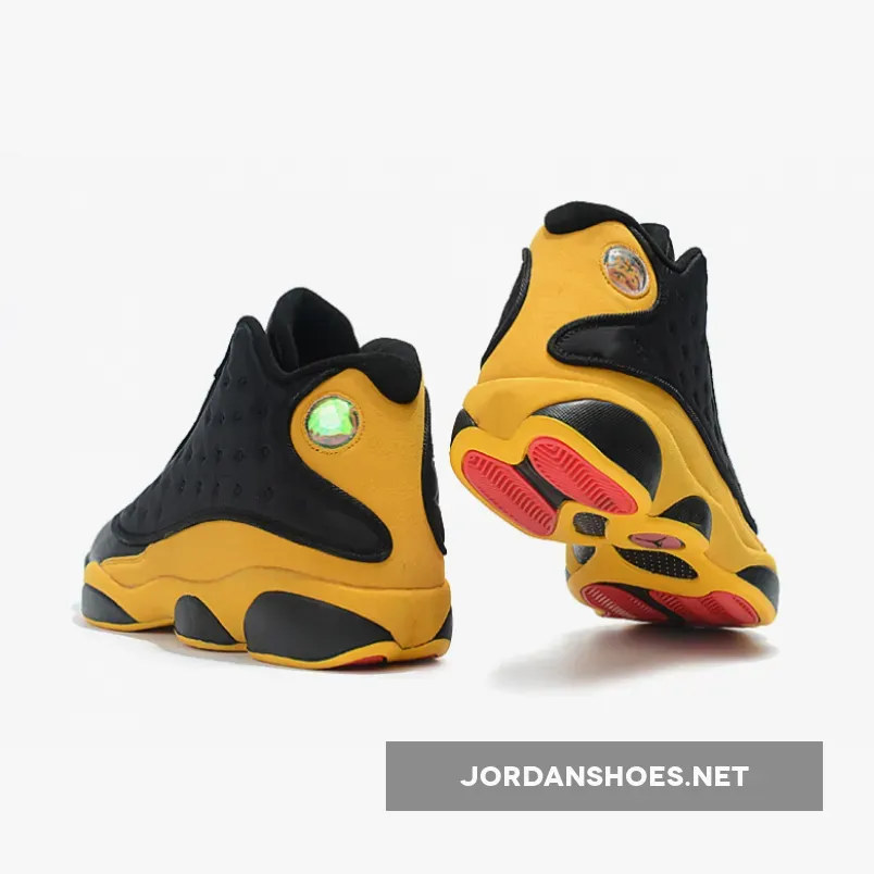 Carmelo Anthony’s Air Jordan 13 "Melo Class of 2002" Carmelo Anthony’s Air Jordan 13 "Melo Class of 2002"
