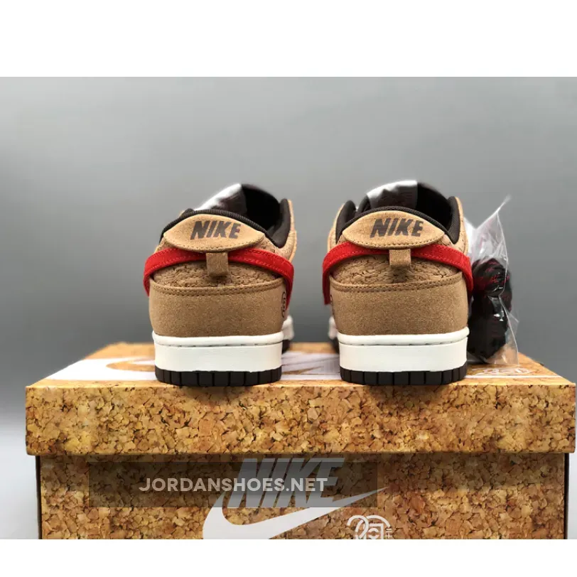 CLOT x Nike Dunk Low Cork CLOT x Nike Dunk Low Cork