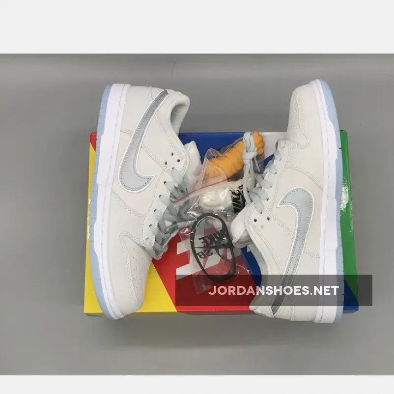 Concepts x Nike SB Dunk Low "White Lobster" Concepts x Nike SB Dunk Low "White Lobster"