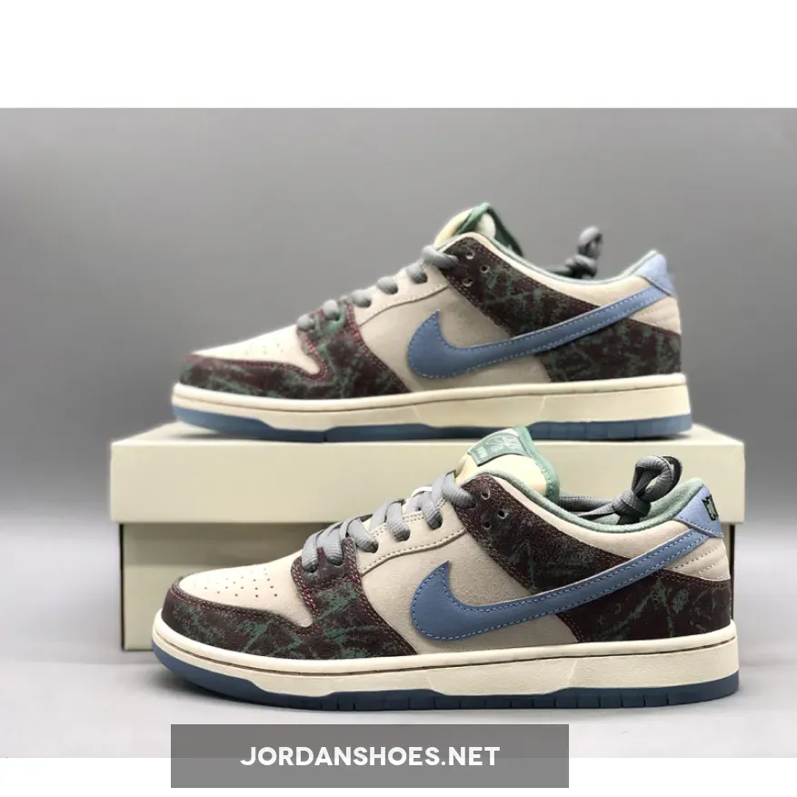 Crenshaw Skate Club x Nike SB Dunk Low Brown Blue Crenshaw Skate Club x Nike SB Dunk Low Brown Blue