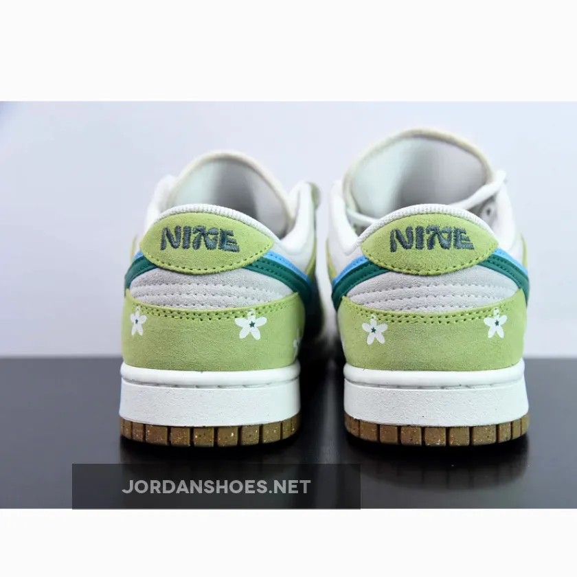 Custom Nike Dunk Low ’85 Double Swooshes’ Green Sail Custom Nike Dunk Low ’85 Double Swooshes’ Green Sail