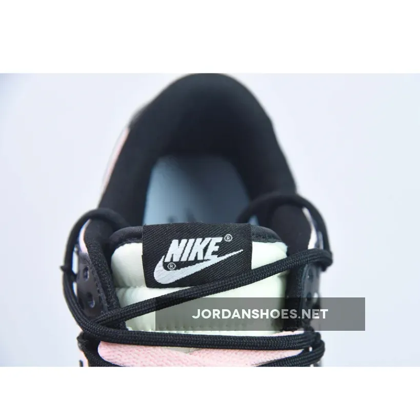 Custom Nike WMNS Dunk Low Black Pink Custom Nike WMNS Dunk Low Black Pink