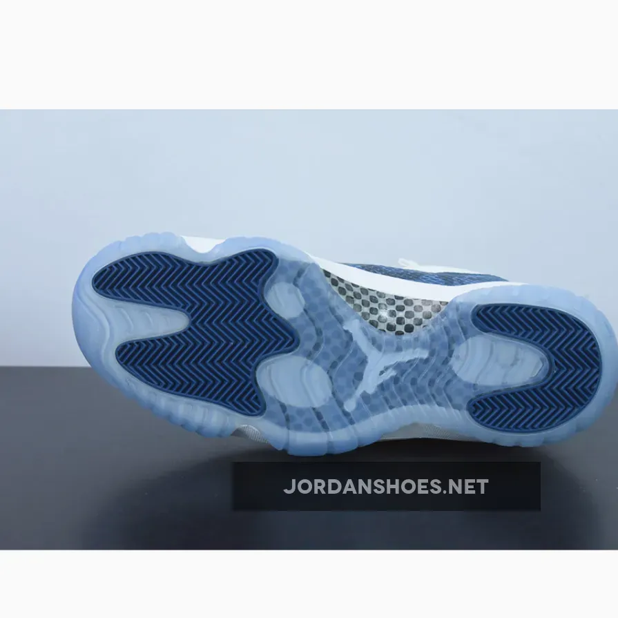 Jordan 11 Low Blue Snakeskin Jordan 11 Low Blue Snakeskin