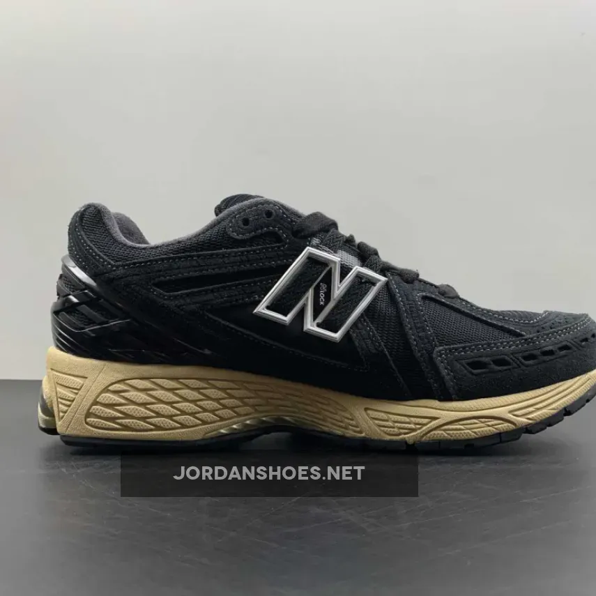 New Balance 1906R ‘Black Taos Taupe’ New Balance 1906R ‘Black Taos Taupe’