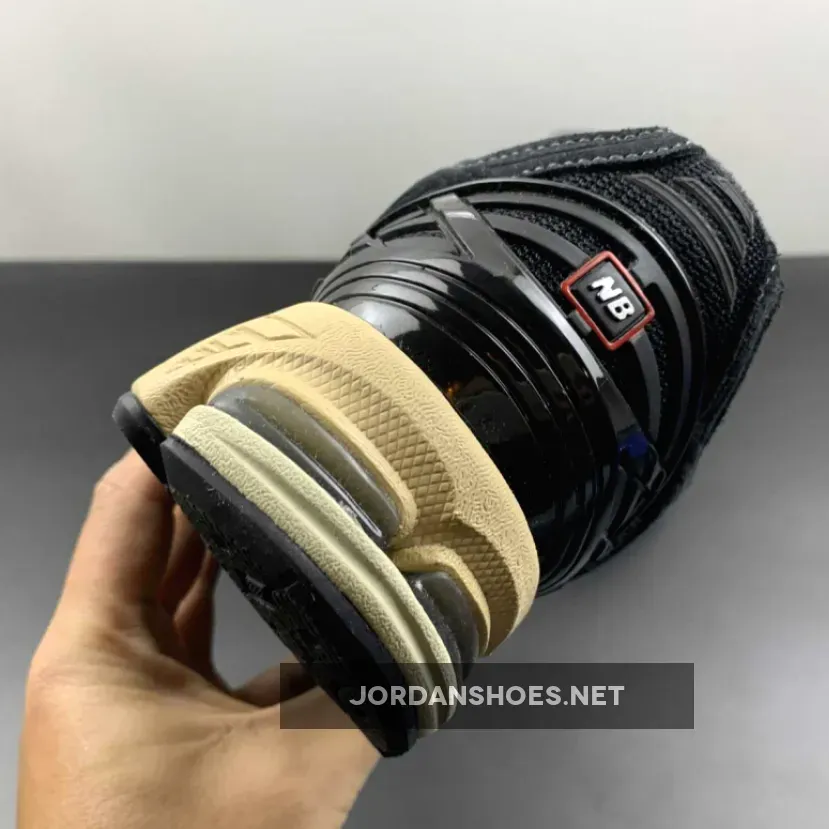 New Balance 1906R ‘Black Taos Taupe’ New Balance 1906R ‘Black Taos Taupe’