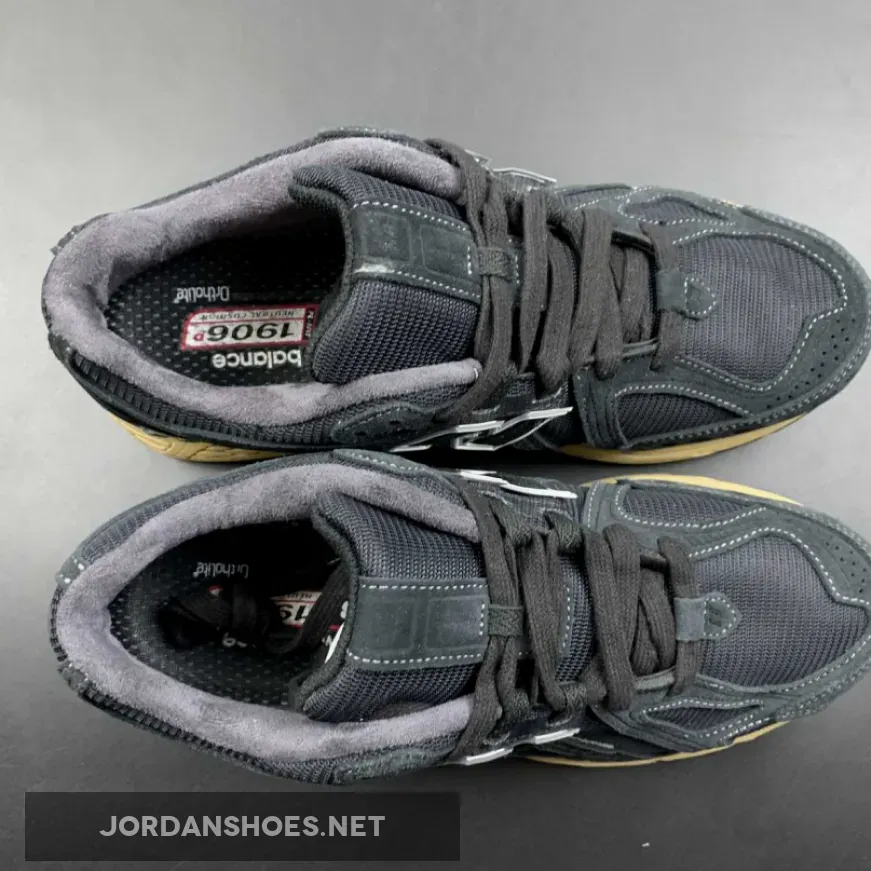 New Balance 1906R ‘Black Taos Taupe’ New Balance 1906R ‘Black Taos Taupe’