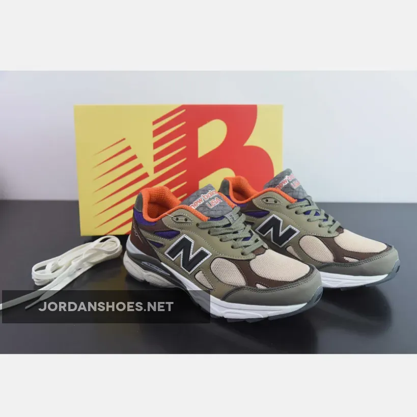 New Balance 990v3 MiUSA Tan/Blue