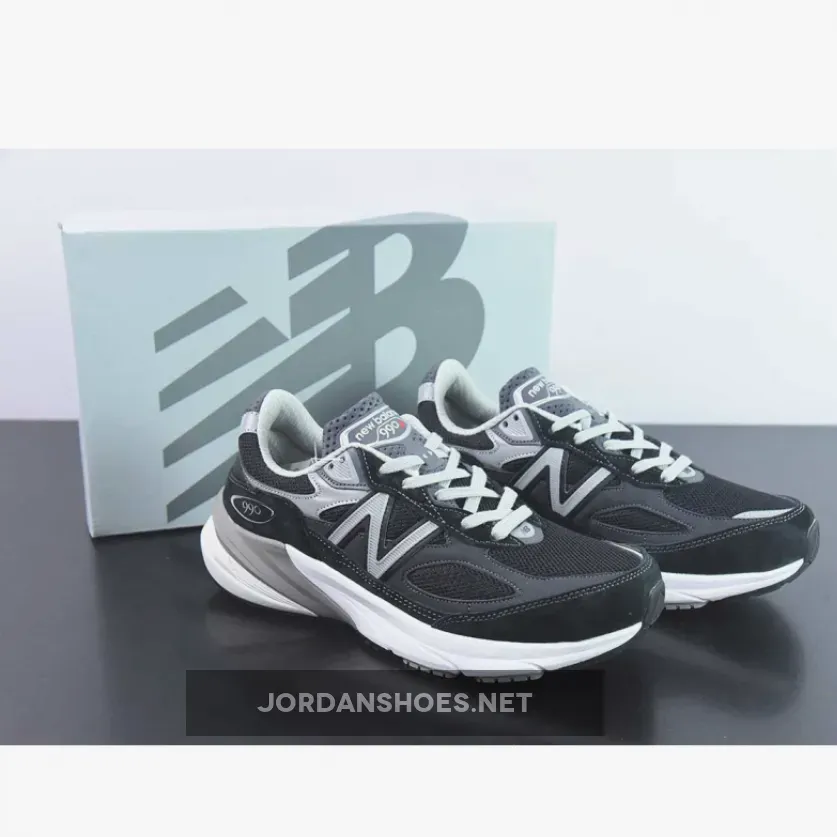 New Balance 990v6 Black White