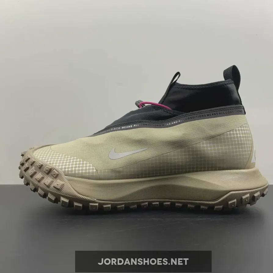 Nike ACG Mountain Fly Gore-Tex Khaki/Metallic Silver
