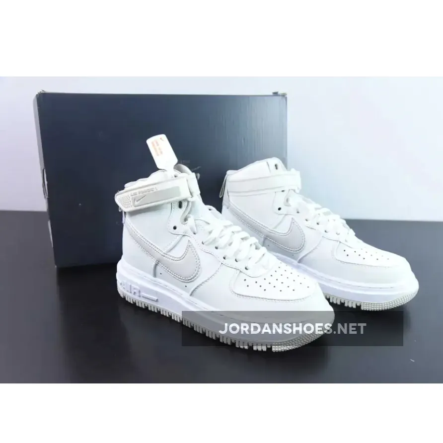 Nike Air Force 1 High Utility Light Bone